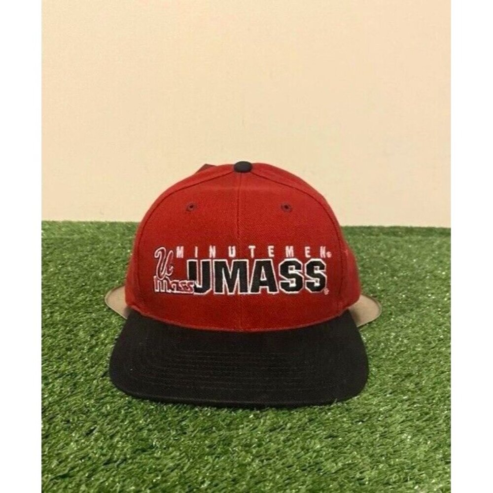 UMASS Minuteman hat cap strap back red black vintage Y2K football mens 90s
